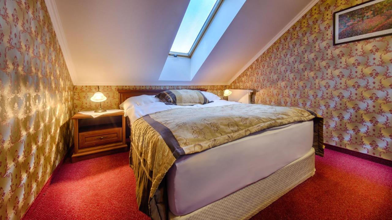 Hotel Tevel Sladkovicovo Екстериор снимка