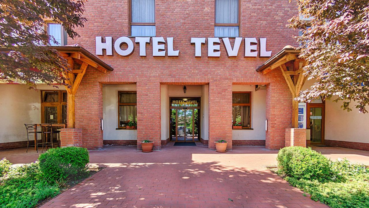 Hotel Tevel Sladkovicovo Екстериор снимка