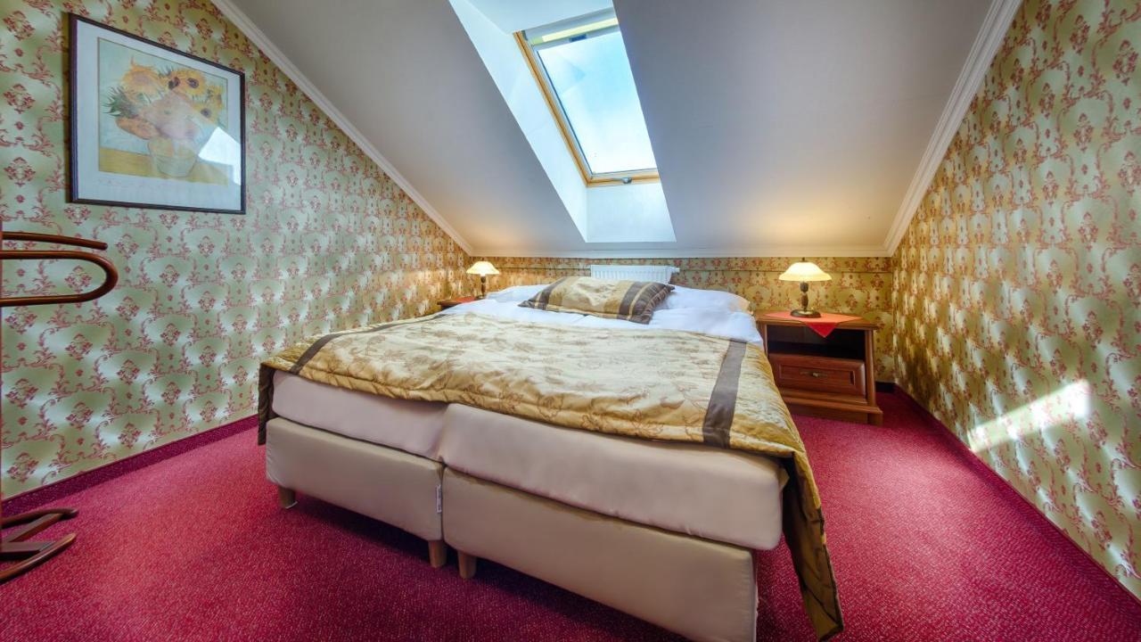 Hotel Tevel Sladkovicovo Екстериор снимка