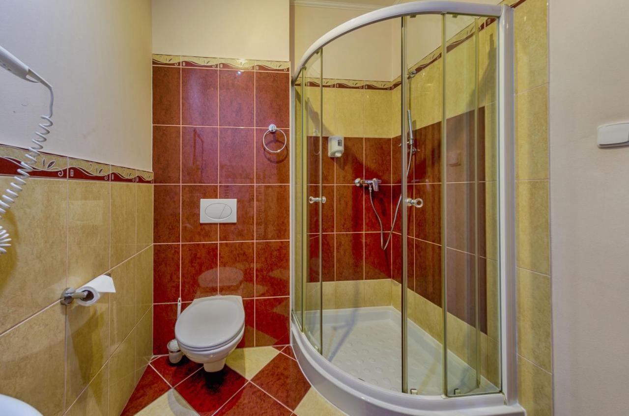 Hotel Tevel Sladkovicovo Екстериор снимка