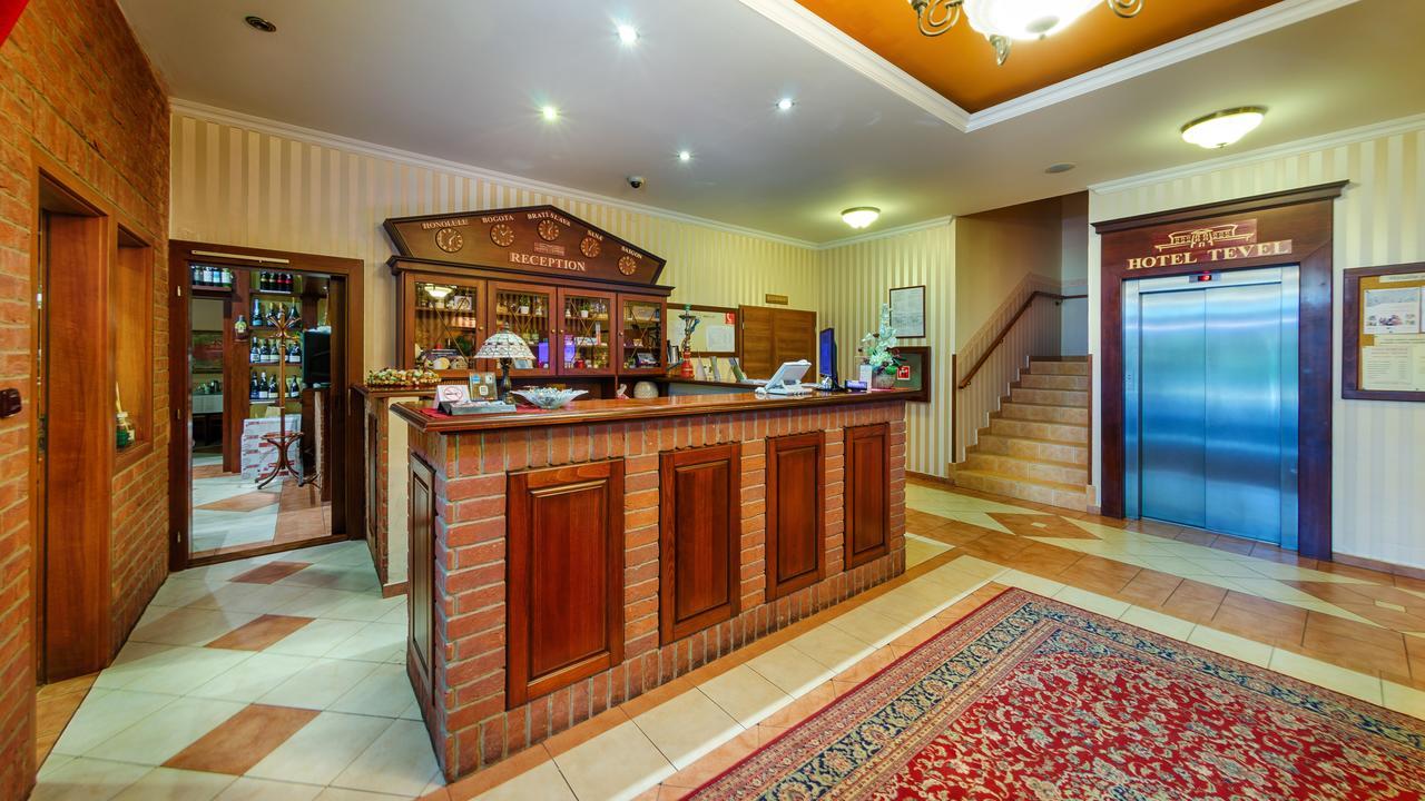 Hotel Tevel Sladkovicovo Екстериор снимка